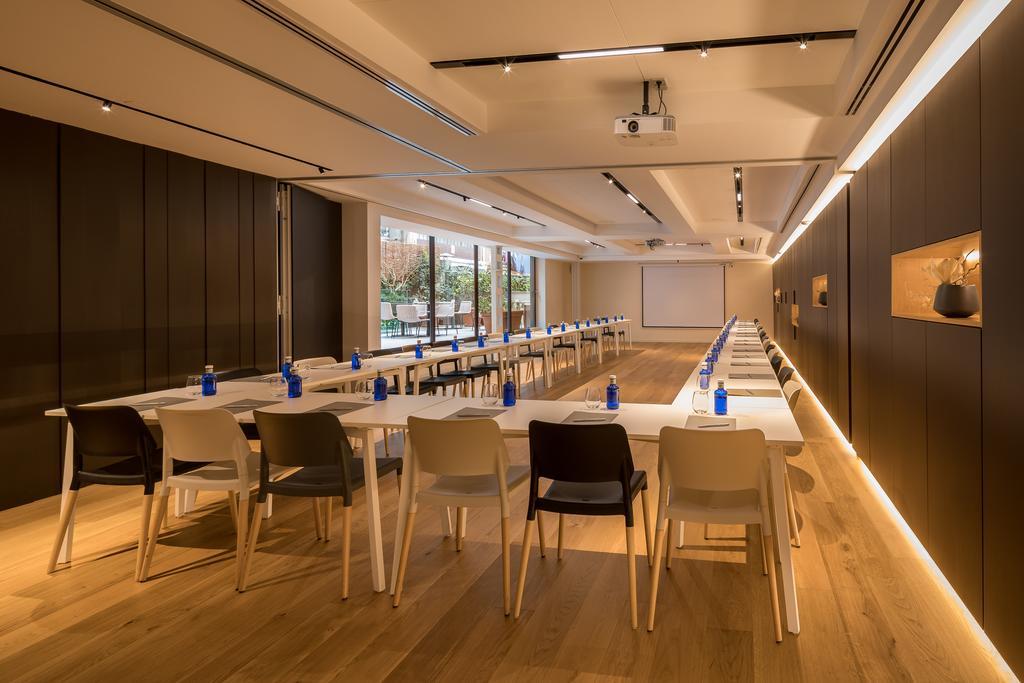 فندق أوهلا إيكزامبل برشلونة المظهر الخارجي الصورة Meeting room at the Westin